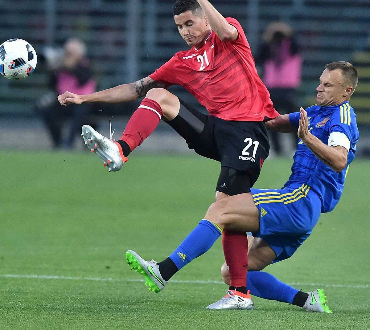 Роши и Шевчук / ФФУ