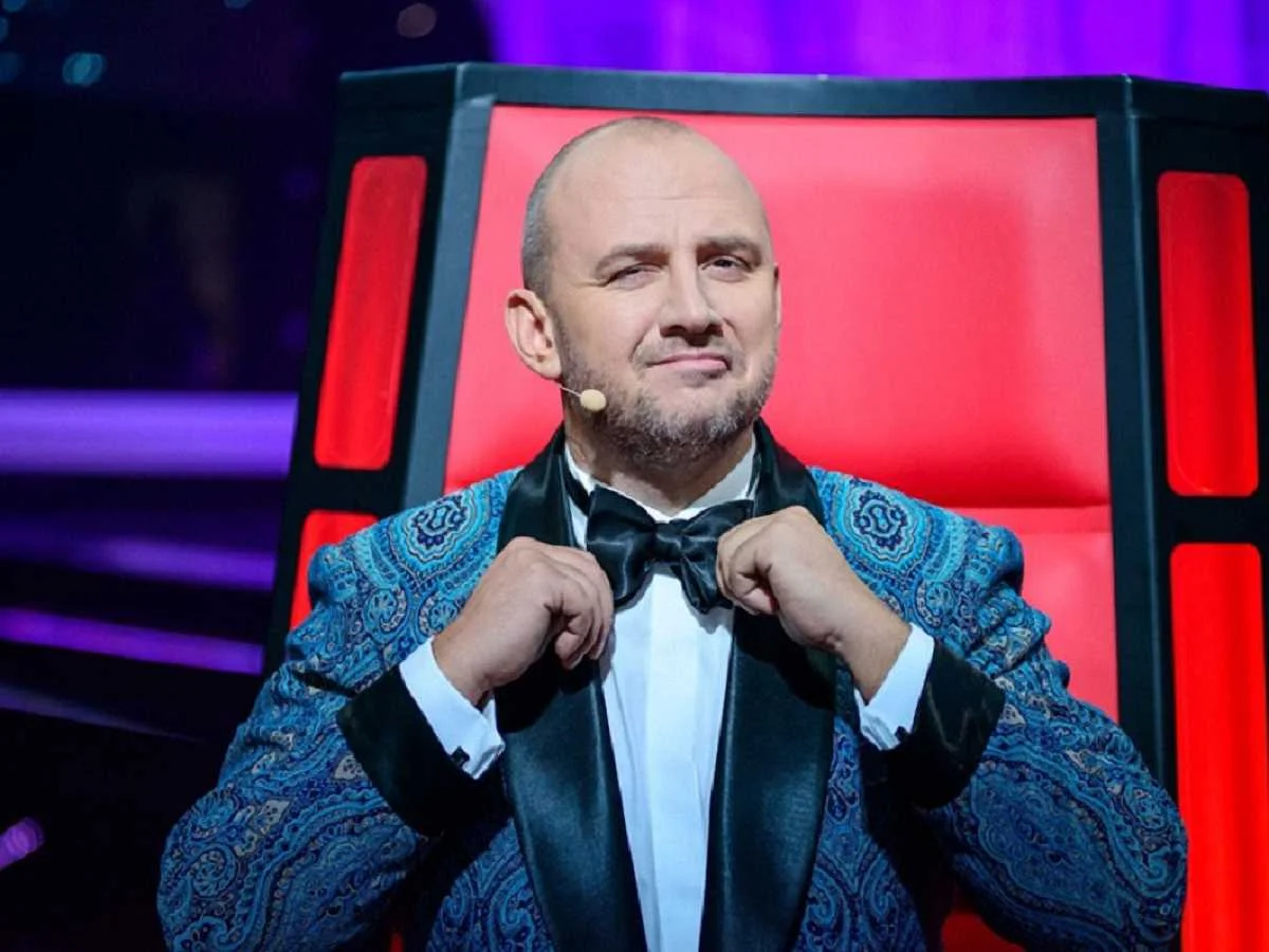 Настя знімає з Потапа штани