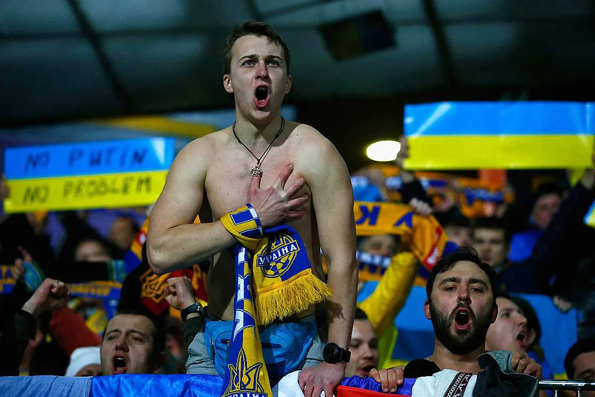 Фанати збірної України / Getty Images