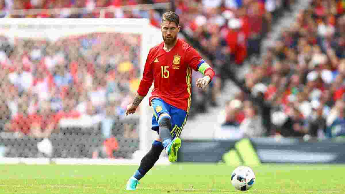 Рамос показав відмінні навички футбольного фрістайлу на тренуванні збірної Іспанії