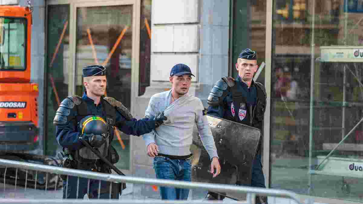 Більше 300 осіб затримала французька поліція під час Євро-2016