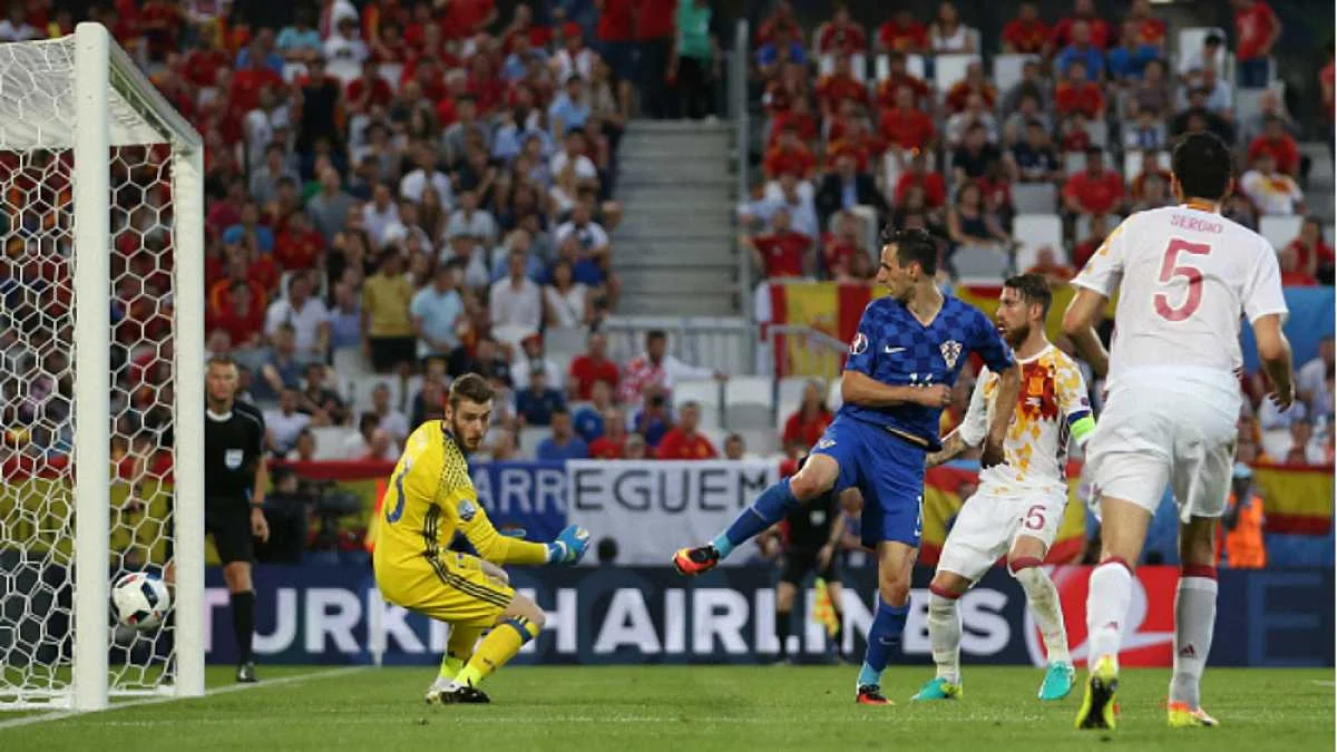 Нікола Калініч забиває Де Хеа / Getty Images