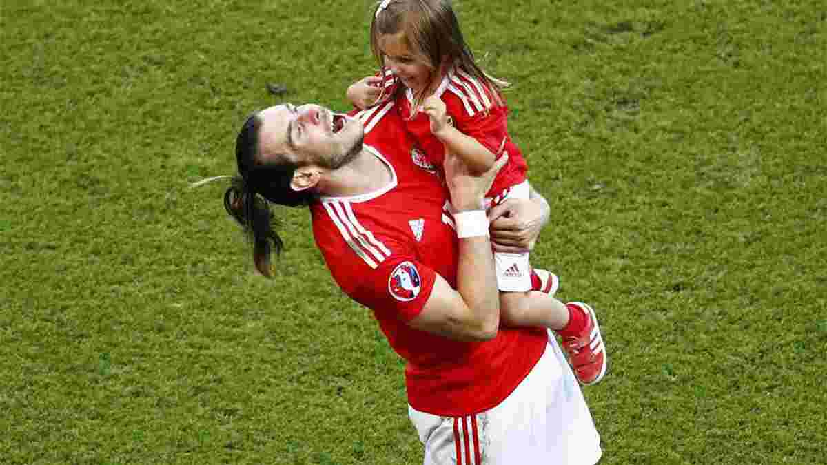 Бейл отпраздновал победу над Северной Ирландией со своей 3-летней дочерью: трогательные фото