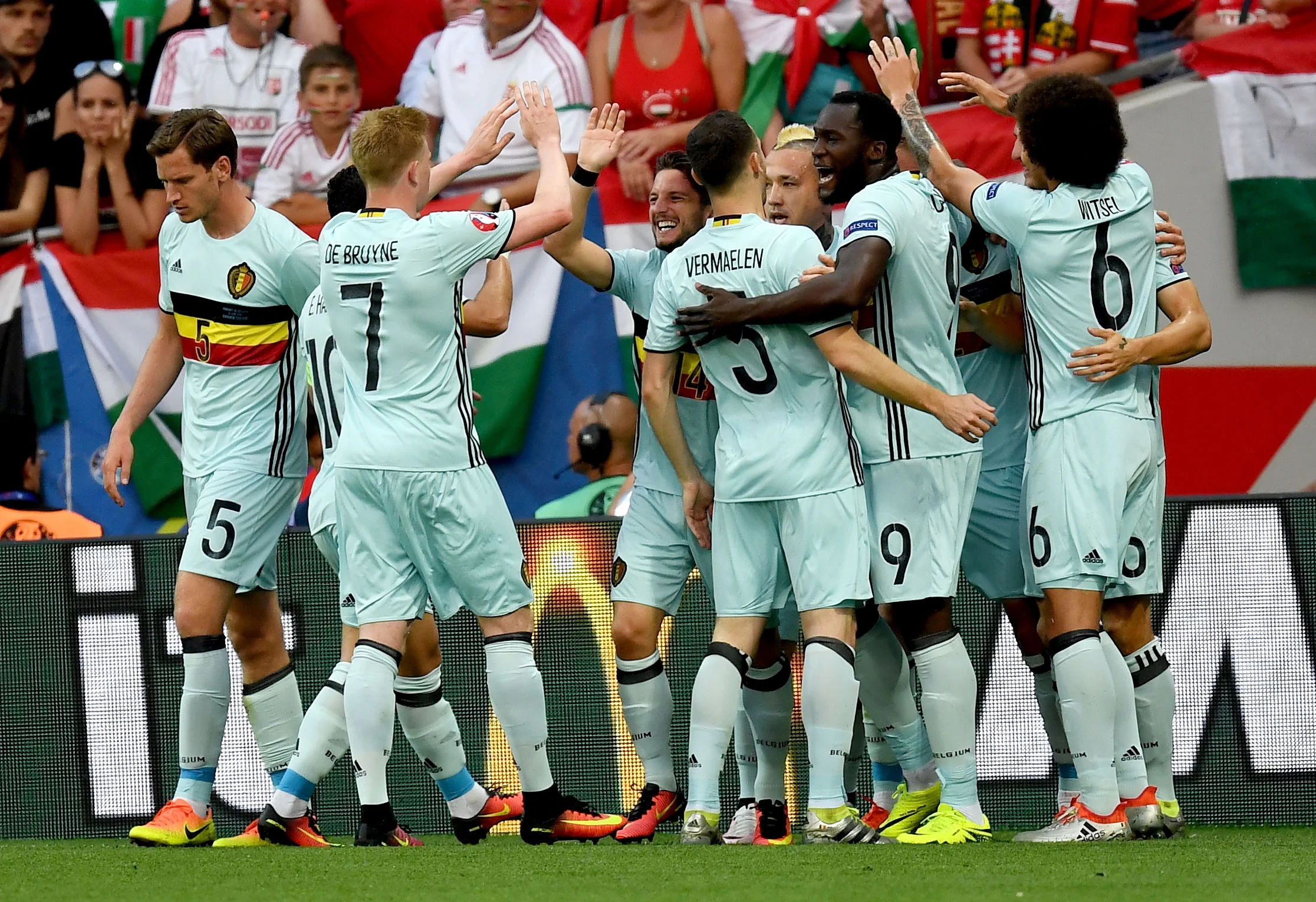 Бельгийцы в четвертьфинале / Getty Images