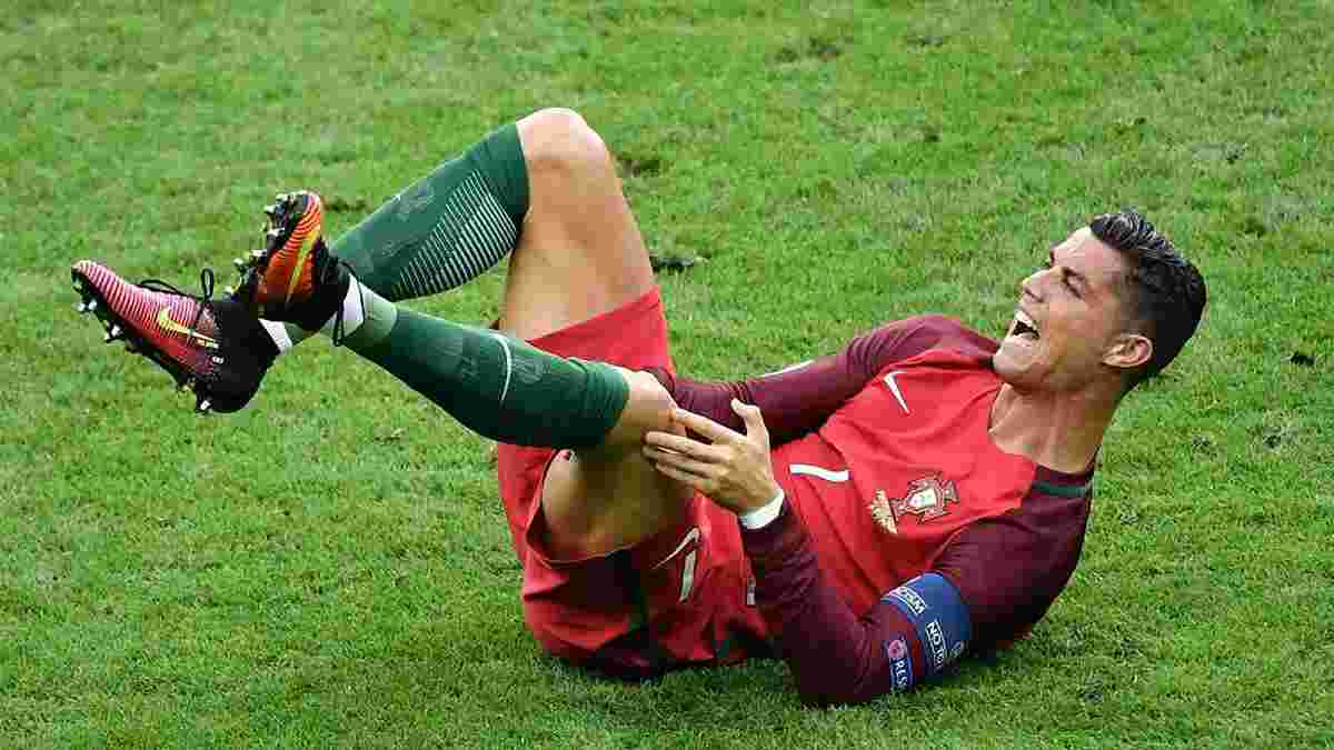 Роналду досрочно закончил Евро-2016 на носилках