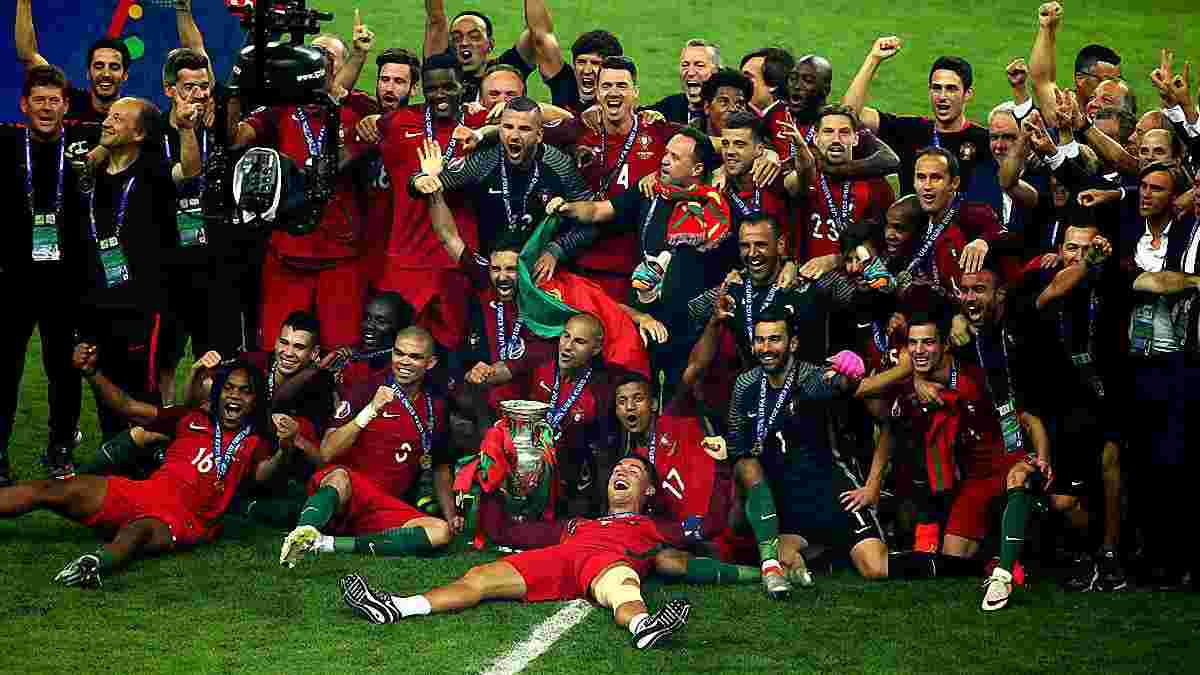Роналду показав, як фанати розкішно зустріли збірну Португалії