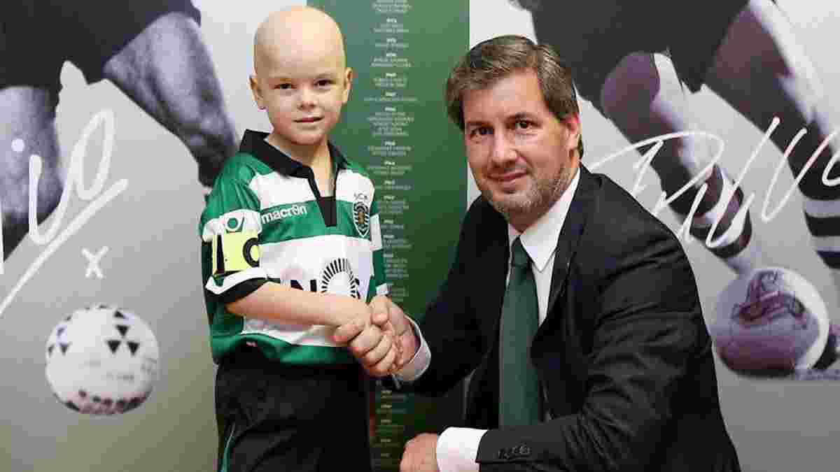 "Спортинг" подписал контракт с 5-летним мальчиком, который пытается побороть рак