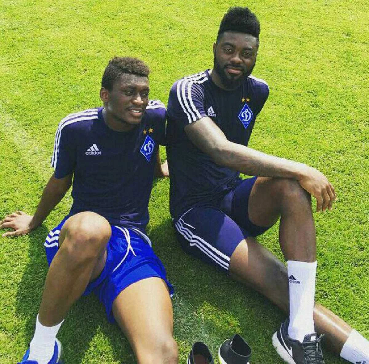 Ахиссан рядом с Аруной / фото из соцсетей