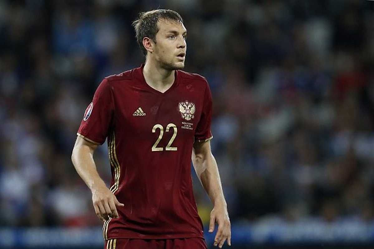 Артем Дзюба в сборной России на Евро-2016 / Getty Images