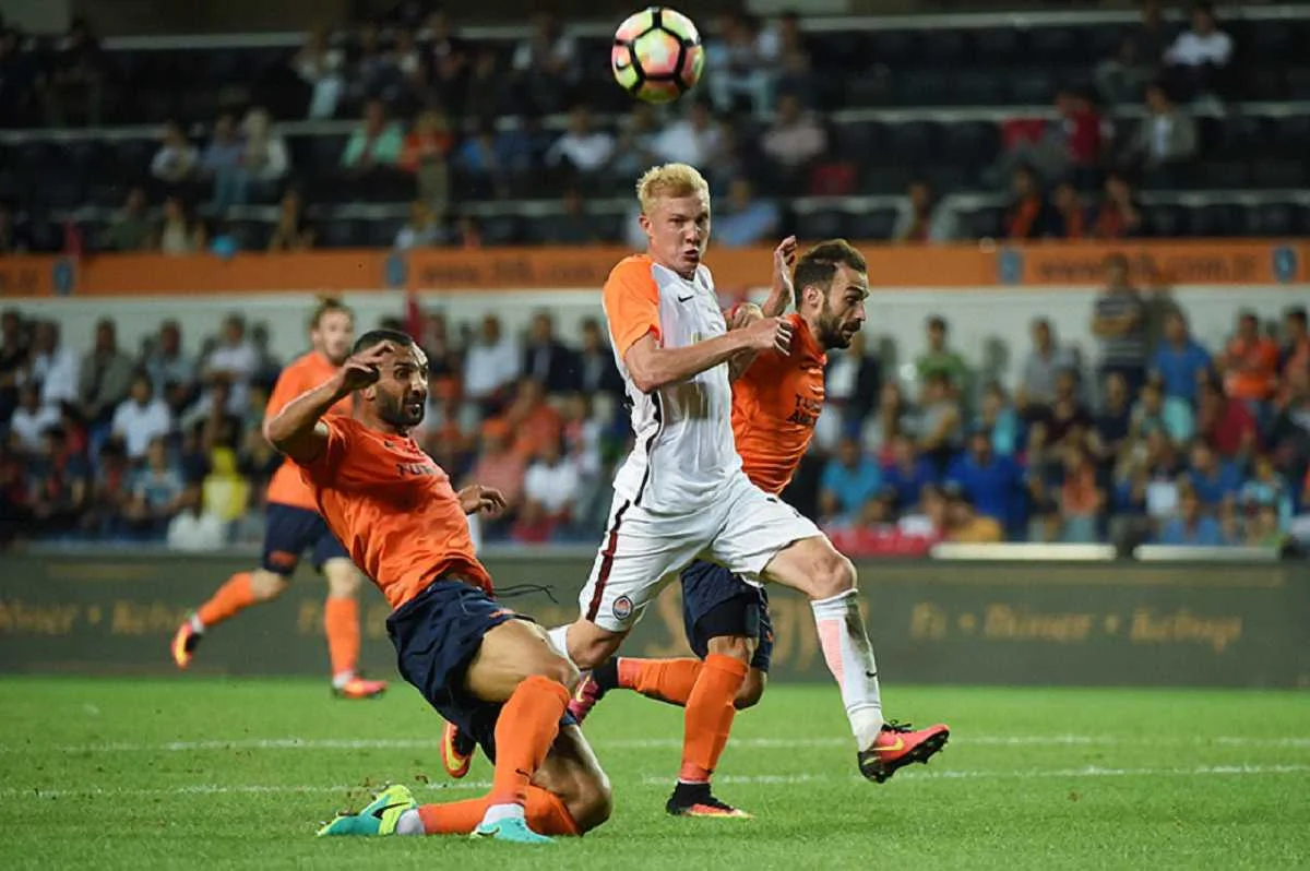 Виктор Коваленко / ФК "Шахтер"