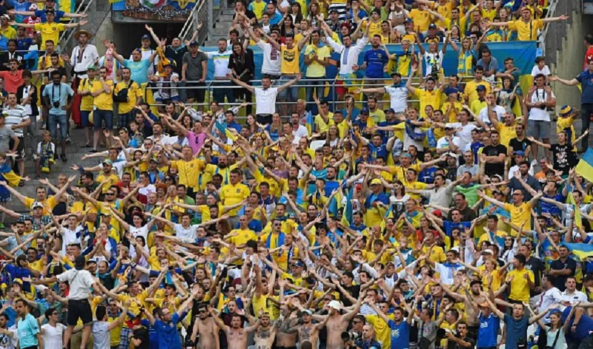 Фанати збірної України / Getty Images