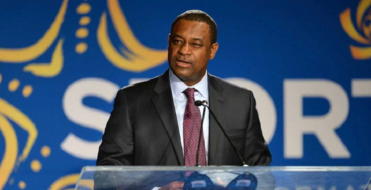 Джеффри Уэбб / Соцсети