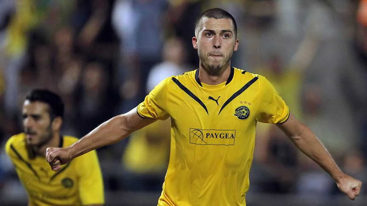 Медунянін двічі засмутив команду Луческу/ nos.nl