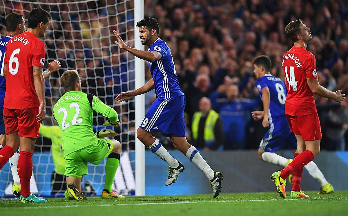 Коста забивает гол / Getty Images