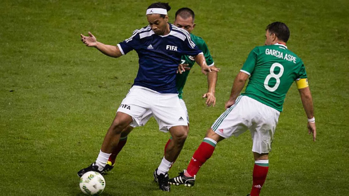 Роналдиньо / Getty Images