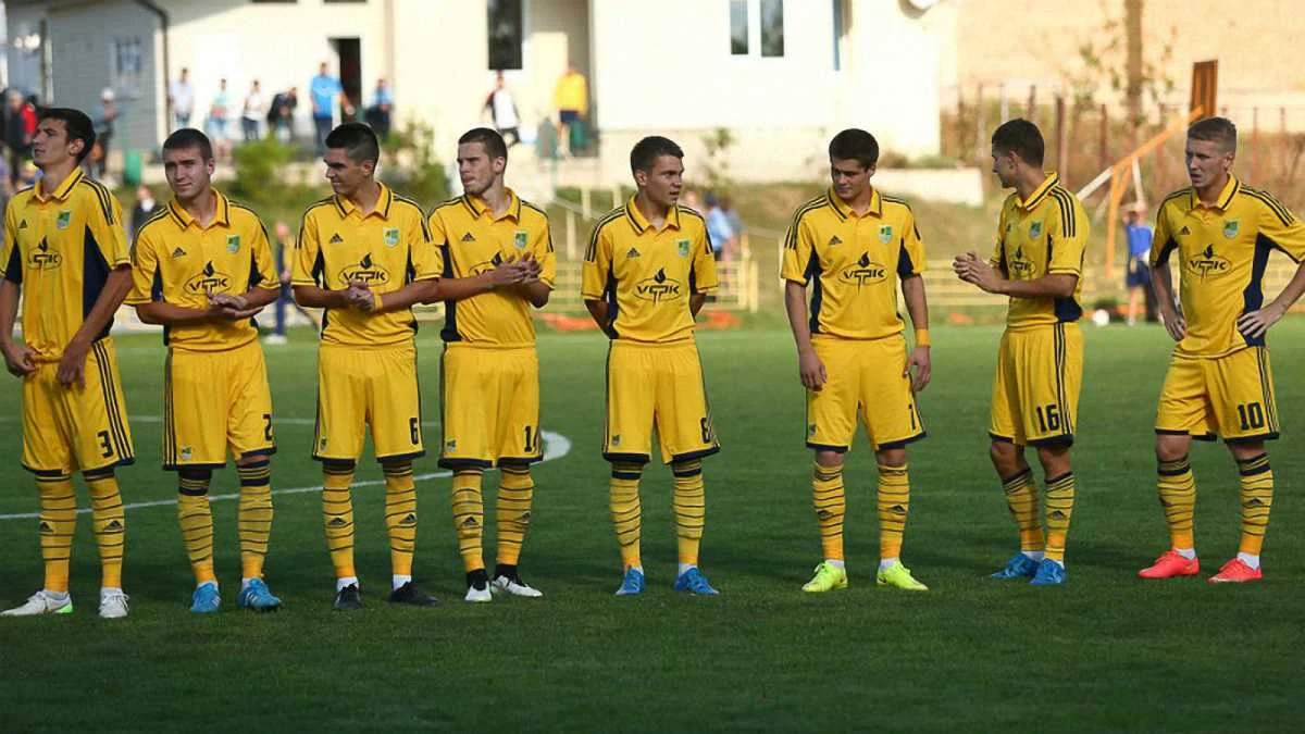 Молодежный состав "Металлиста" / фото ФК Металлист