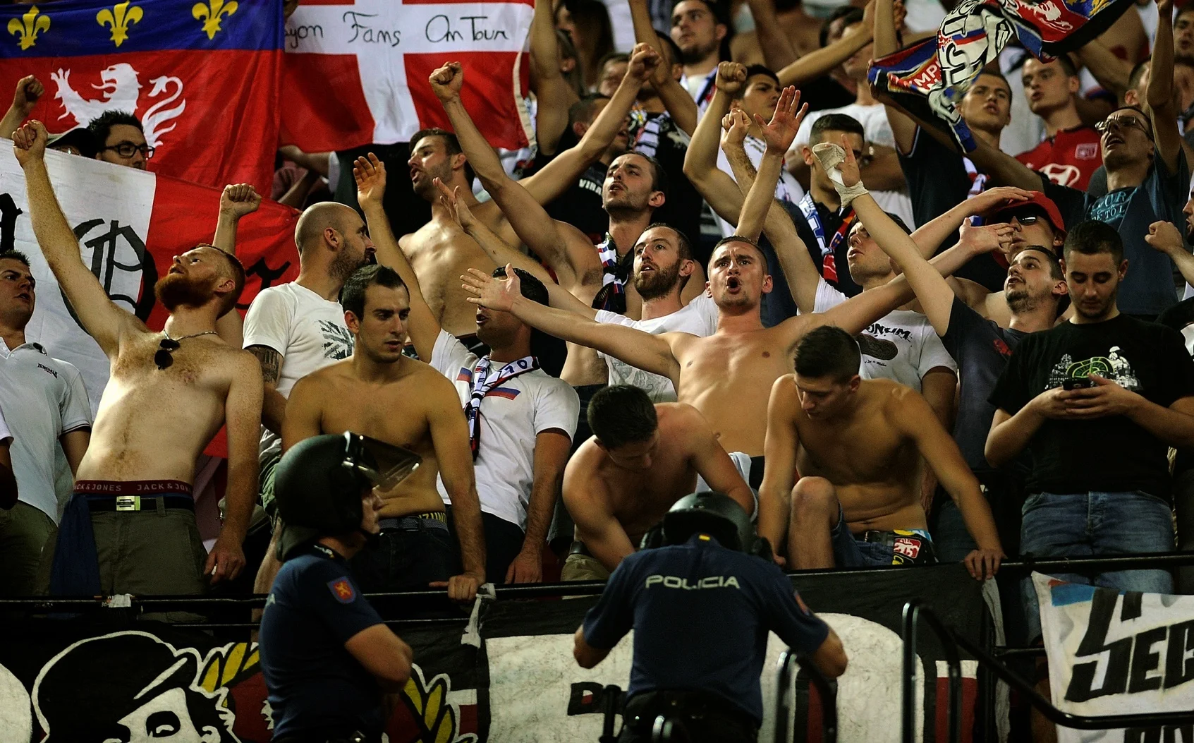 Фаны "Лиона" / Getty Images