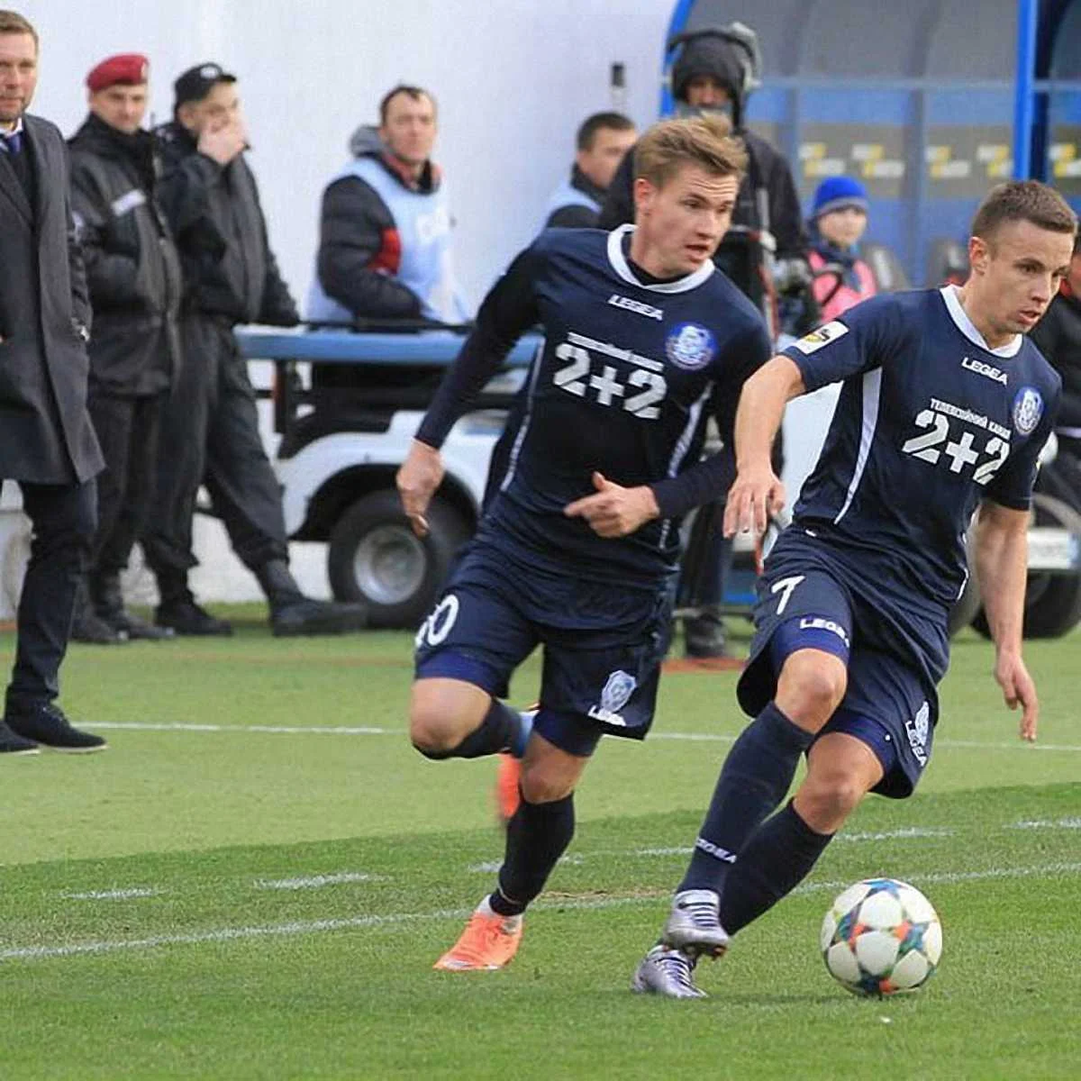 Коркішко (справа) допоміг "Чорноморцю" / фото із соцмереж