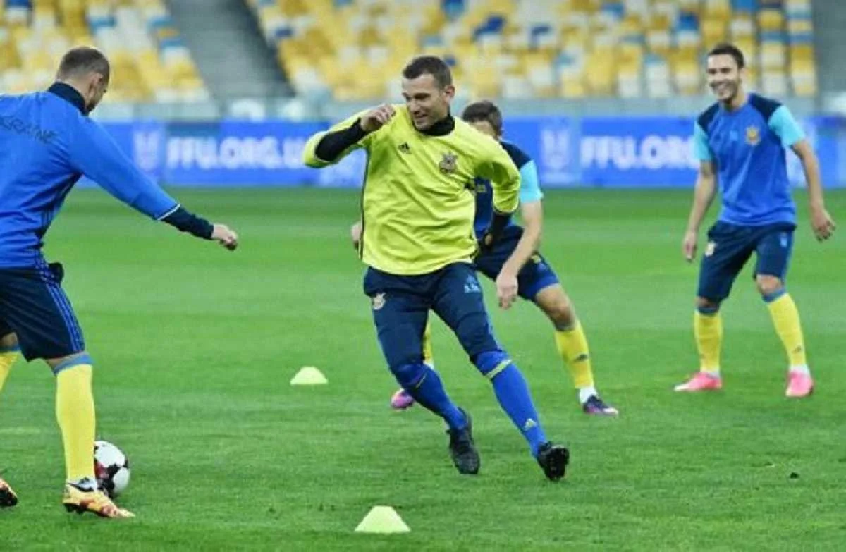 Тренировка сборной Украины / Футбол 24