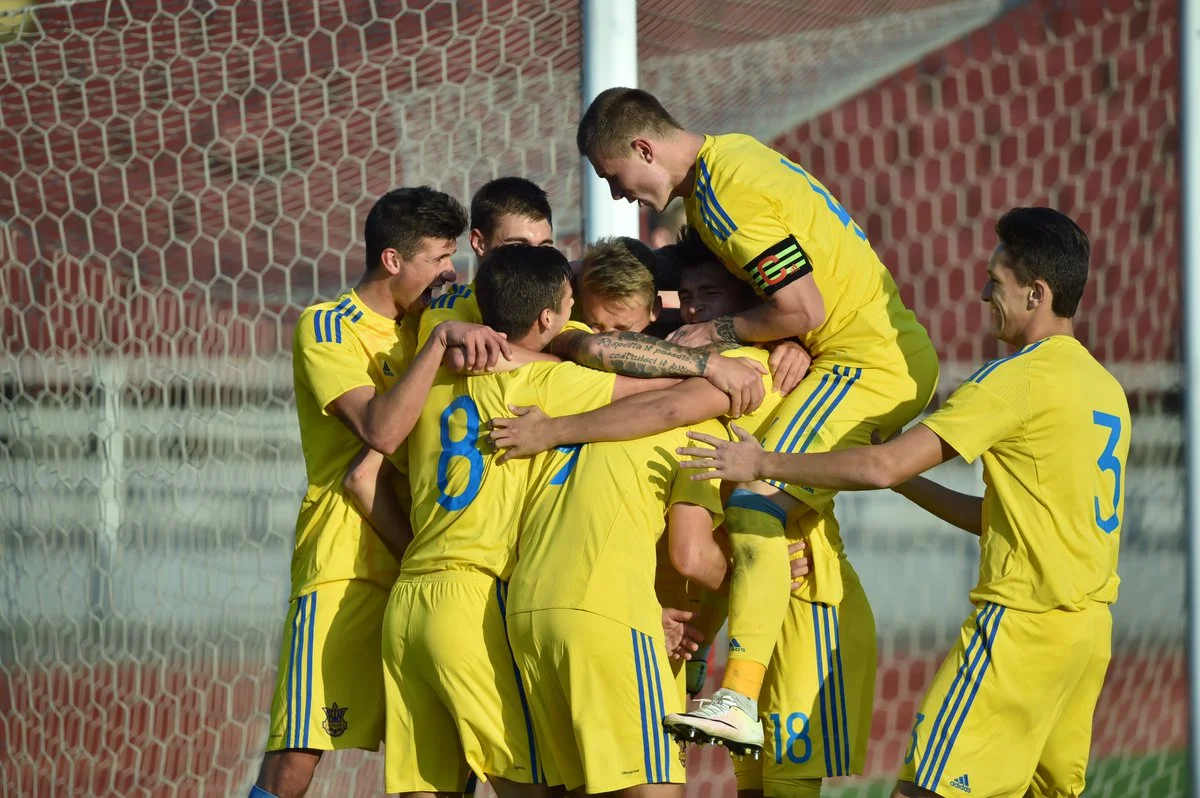 Сборная Украины U-19