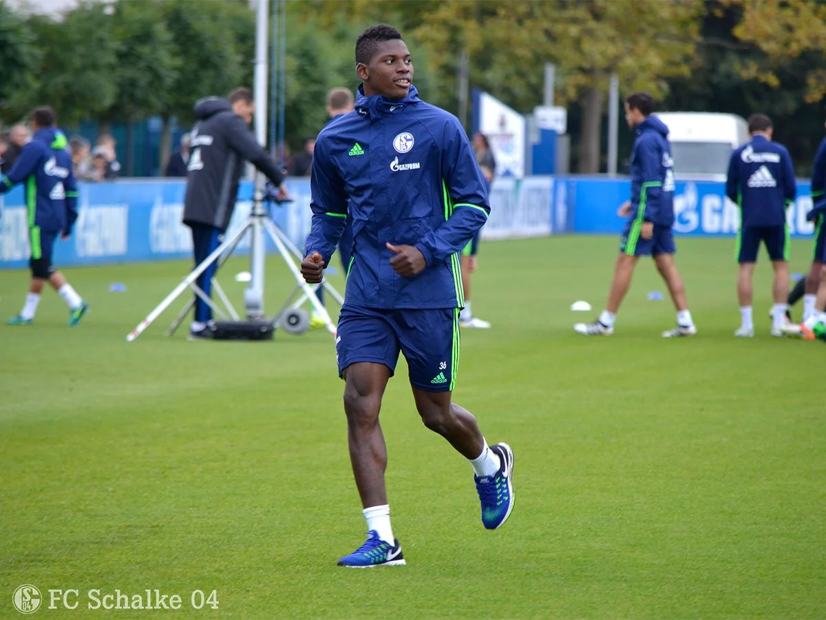 Брель Емболо / фото ФК Шальке