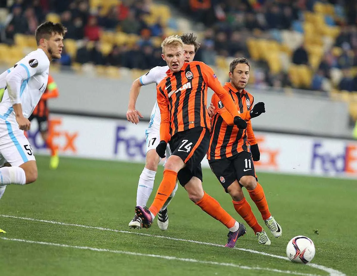 Коваленко против "Гента" / фото Е. Кравс