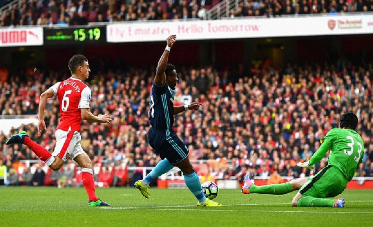 Петр Чех во всей красе / Getty Images