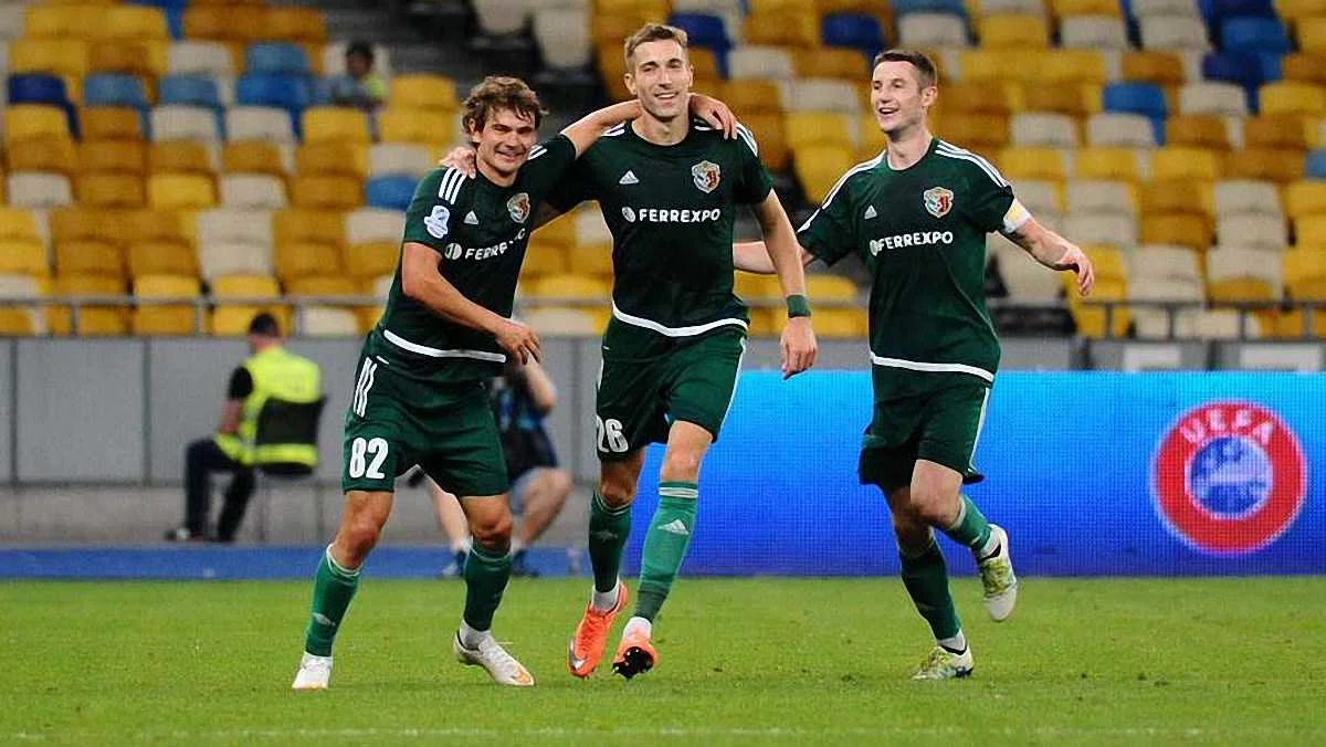 Павло Ребенок, Юрій Коломоєць, Володимир Чеснаков / football.ua