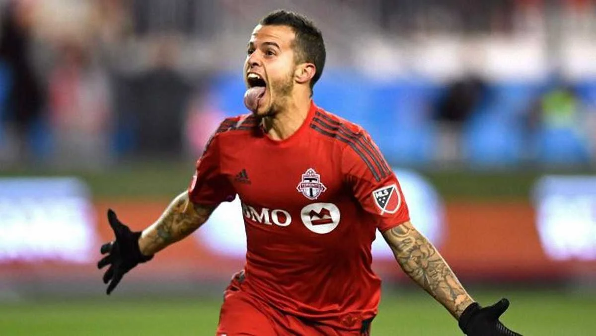 Себастьян Джовінко