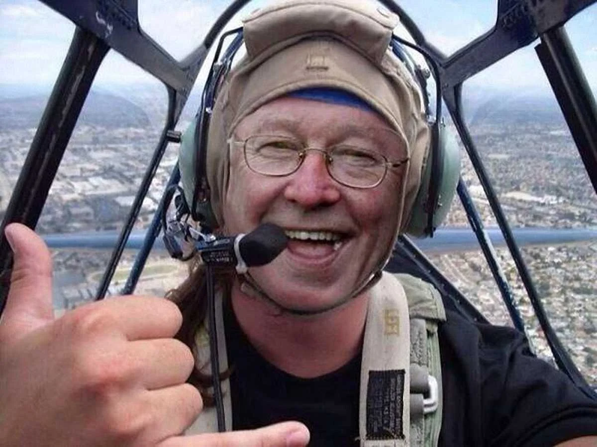 Сер Алекс Фергюсон у літаку заради звільненя Моурінью – фанати МЮ бачать це так