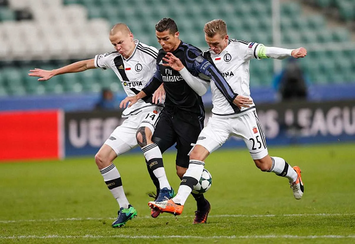 Роналду брали в серйозні тиски / фото Getty Images
