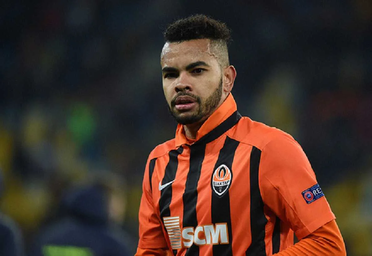 Дентиньо / "Шахтер"