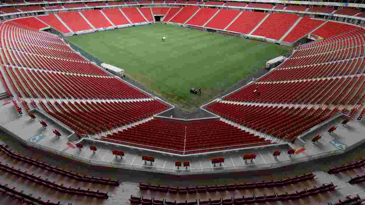 Мегастадион в Бразилии, который принимал 7 матчей ЧМ-2014, используют как автостоянку