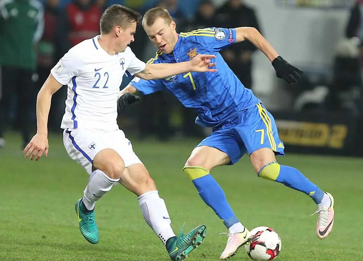 Ярмоленко проти Райтали / фото Є. Кравса