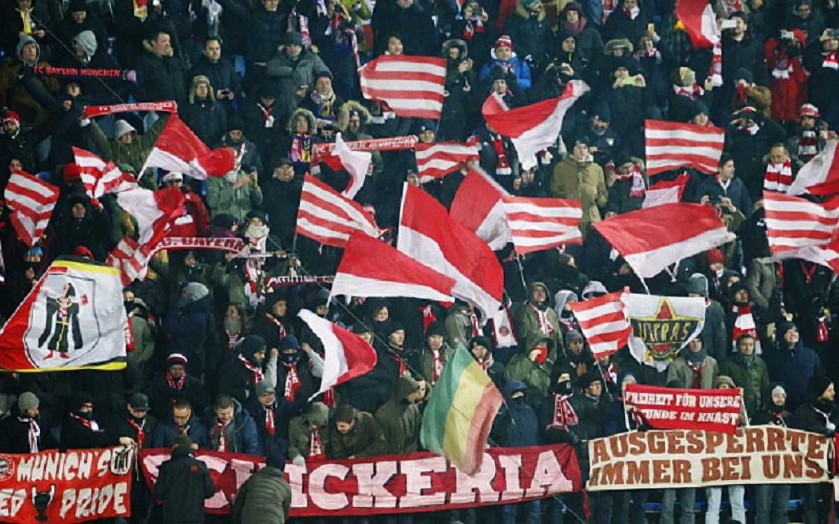 Фанати "Баварії" / Getty Images
