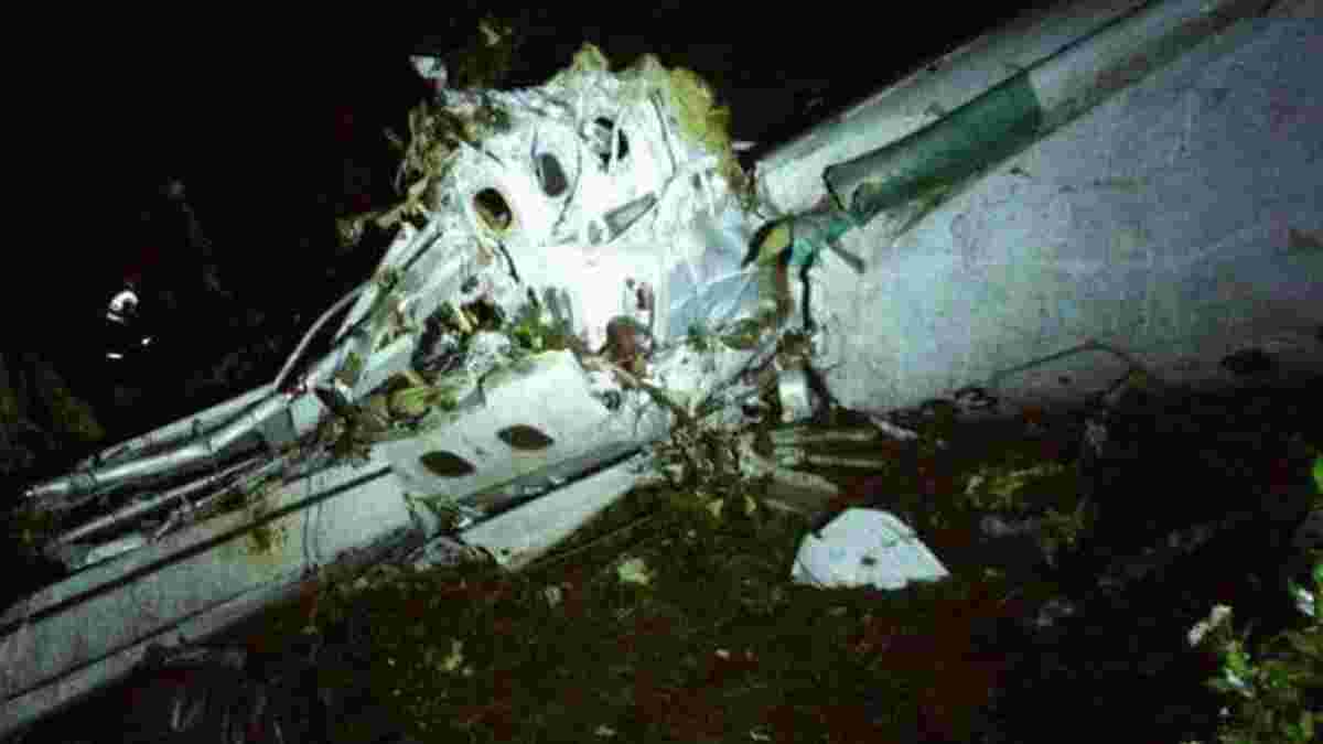 Авіакатастрофа "Шапекоенсе": 9 футболістів не полетіли трагічним рейсом
