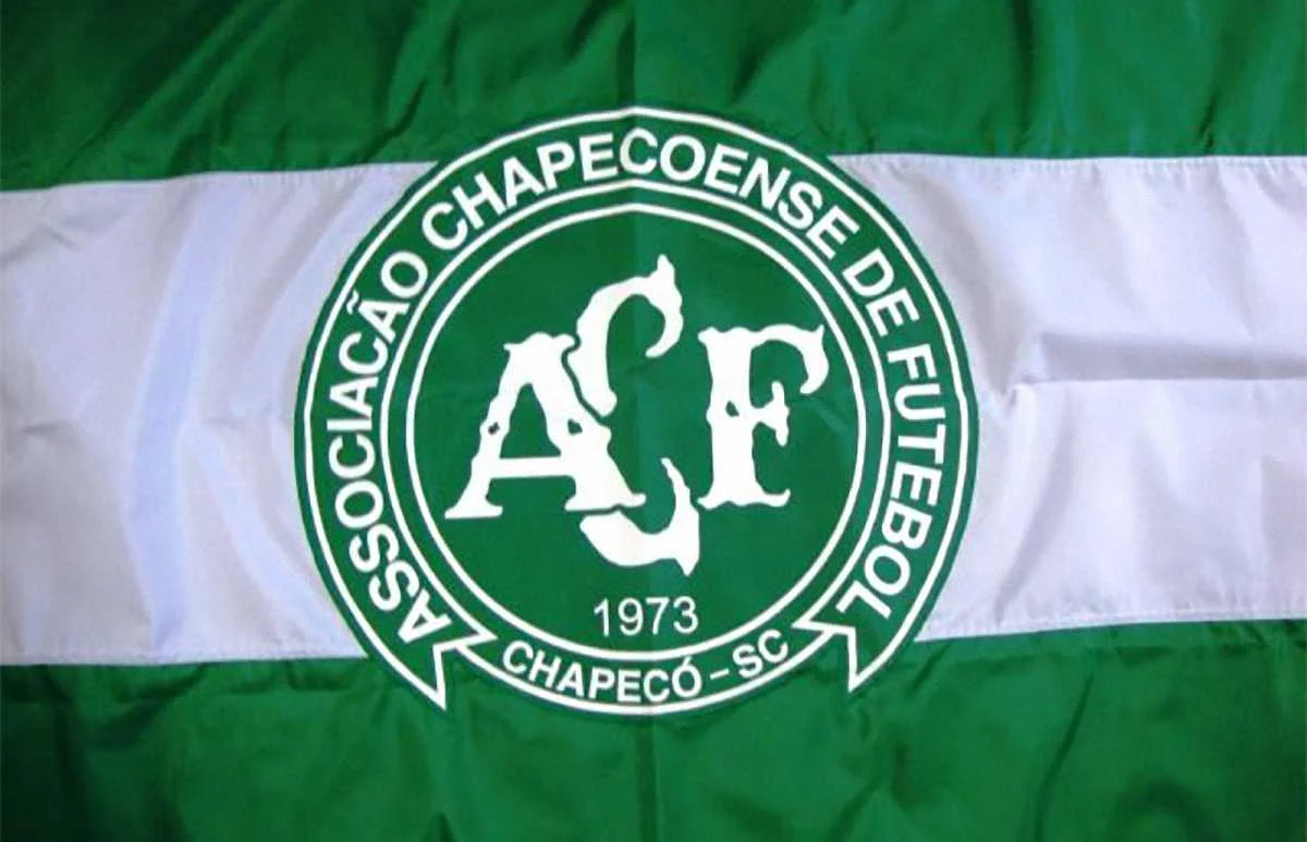 Фото к новости: 22 игрока "Шапекоэнсе",  попавших в авиакатастрофу – список и фото