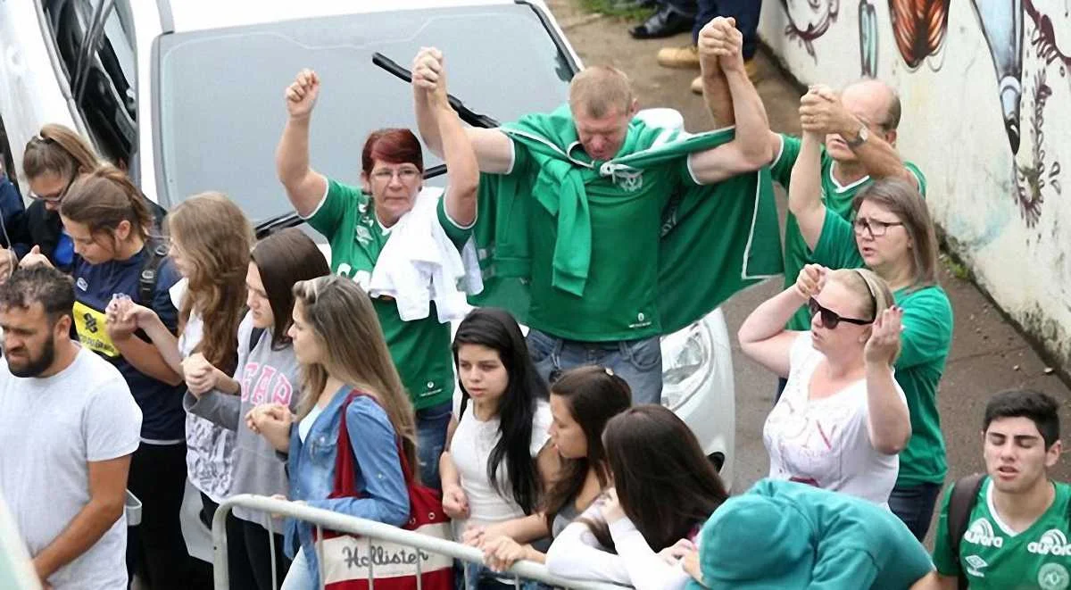 Фанати  "Шапекоенсе" / Correio da Manha