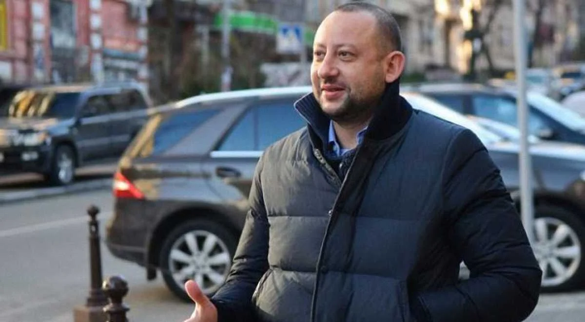 Владимир Генинсон