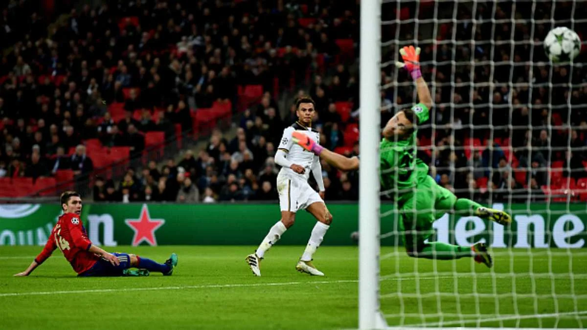 Акінфєєв пропускає від Аллі / Getty Images