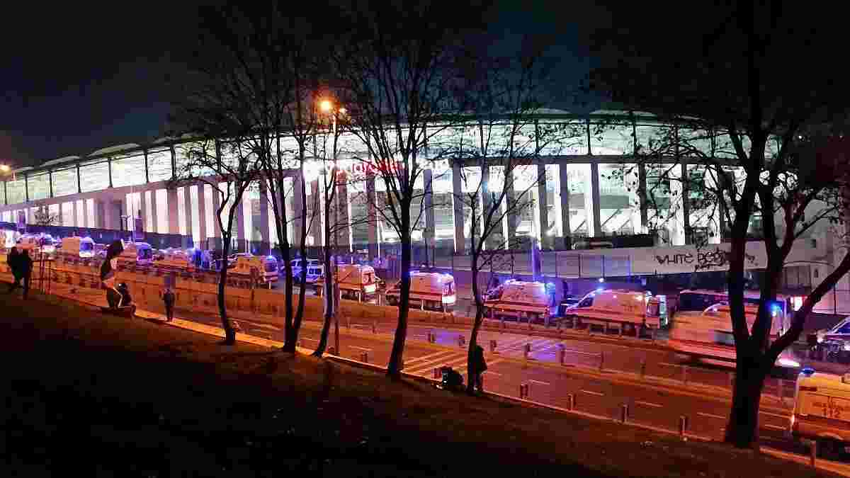 Біля стадіону "Бешикташа" пролунало 2 вибухи – 20 людей поранені