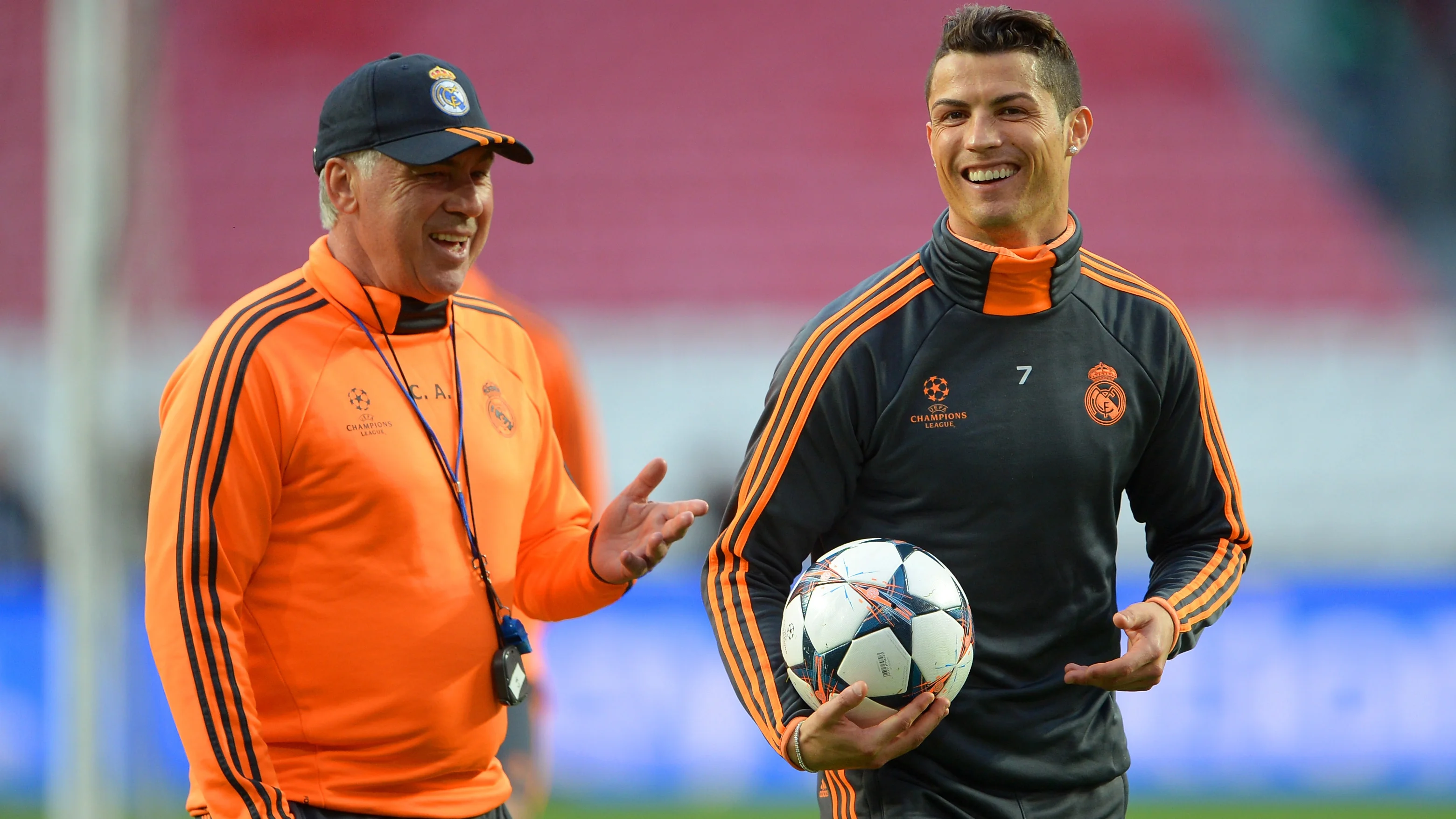 Карло Анчелотті та Кріштіану Роналду / Getty Images