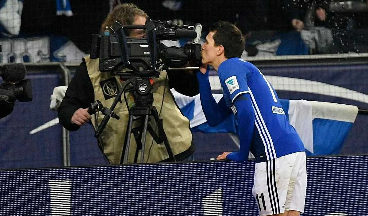 Евгений Коноплянка / Twitter