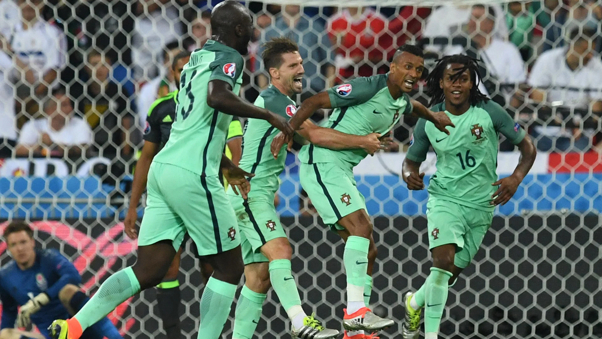 Ренату Санчес і Нані були нестримні і увійшли в численні символічні збірні