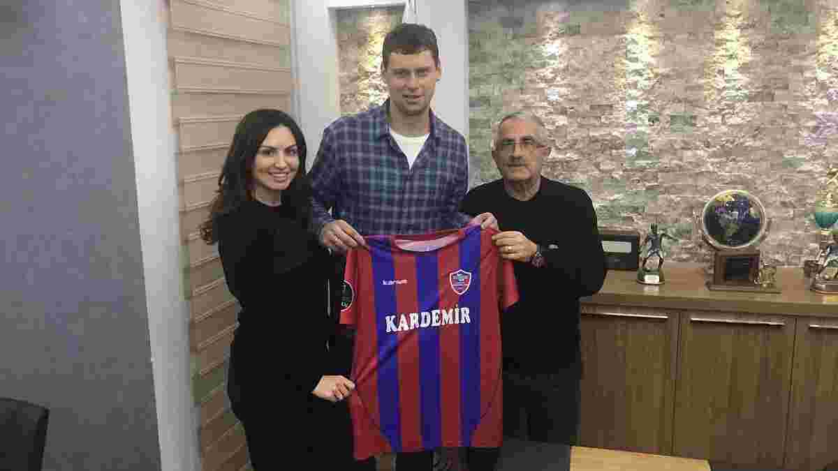 Рибка підписав попередній контракт з "Карабюкспором"