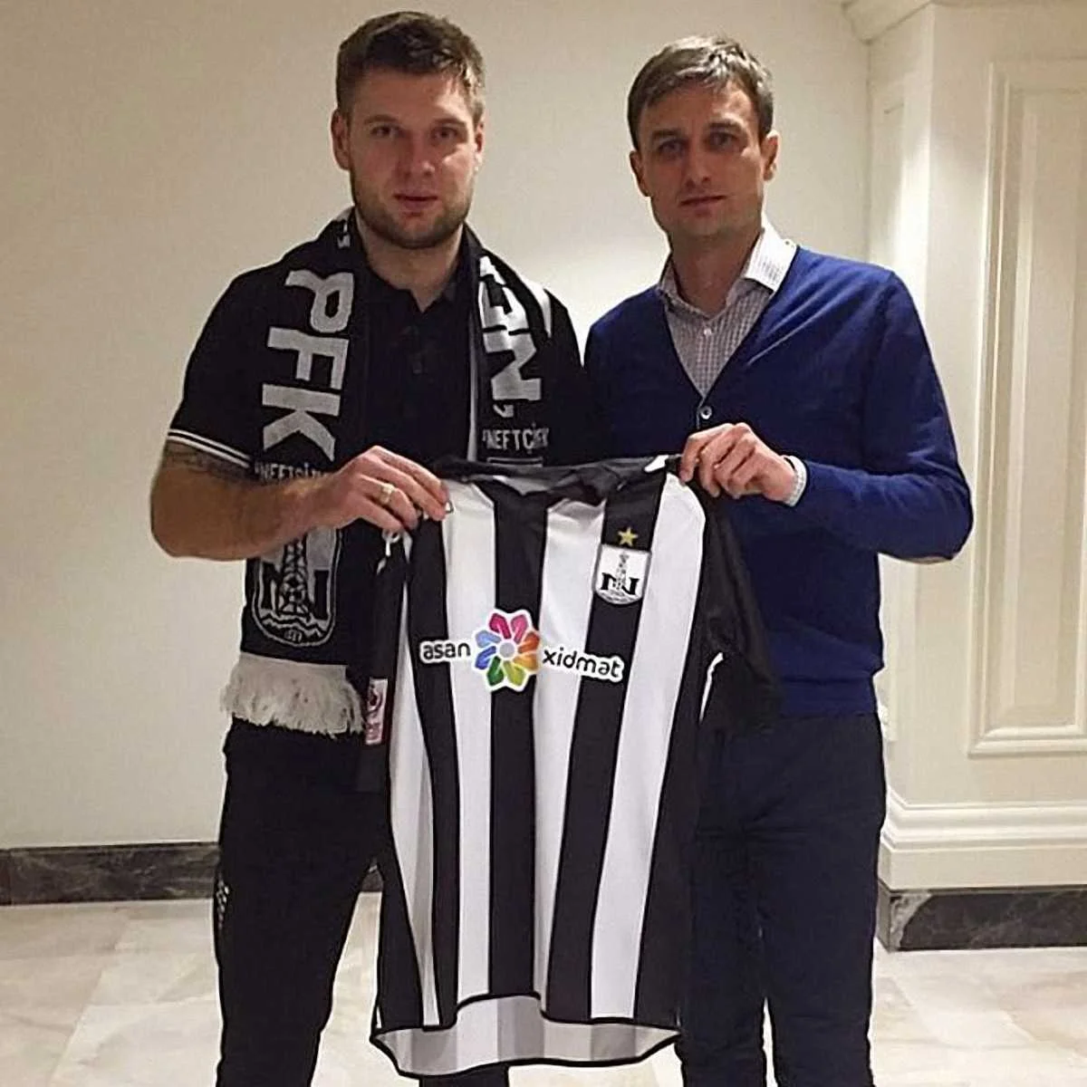 Кирилл Петров (слева)