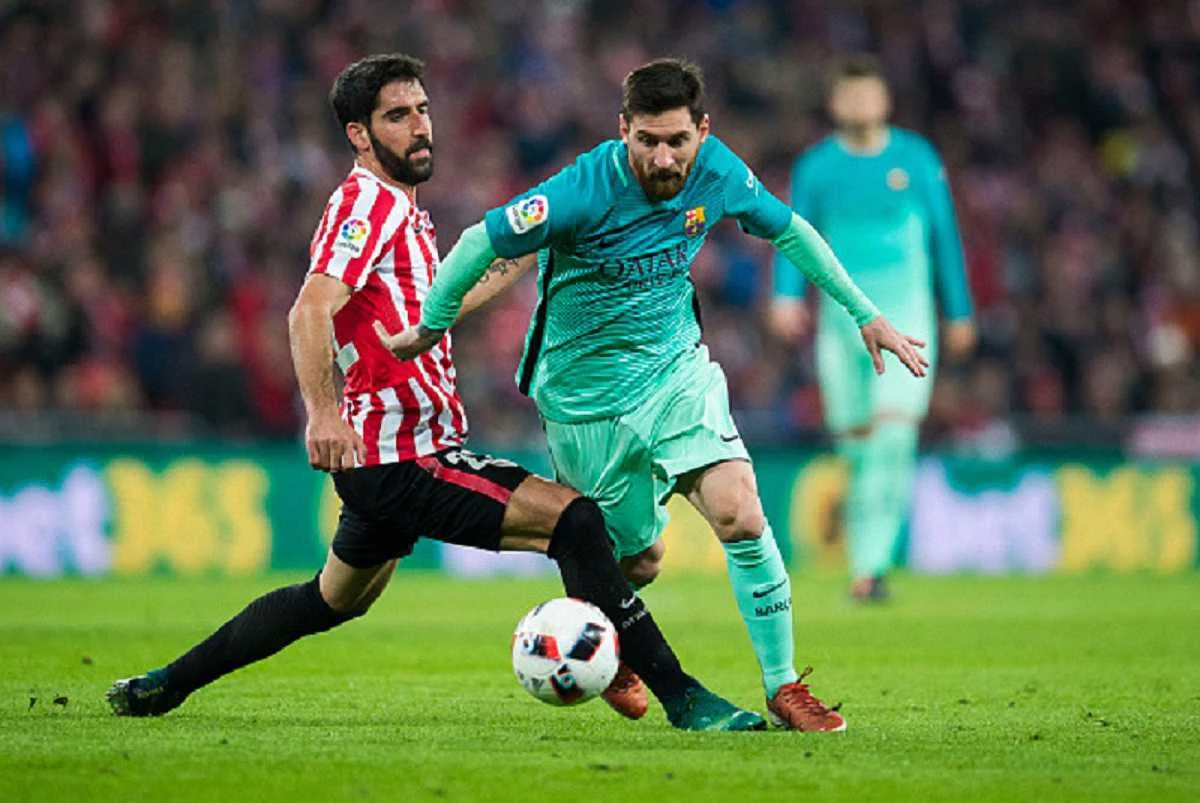 Момент из матча / Getty Images