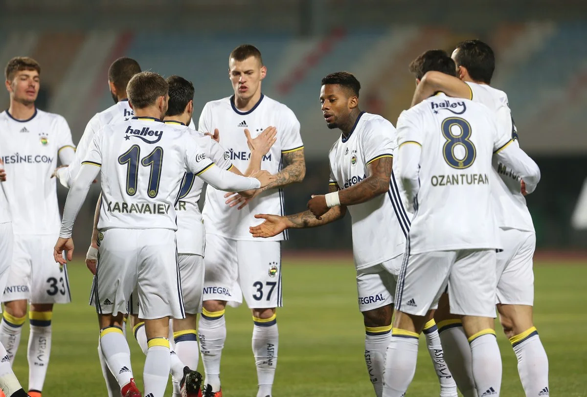 Караваев заслужил оценку Ленса