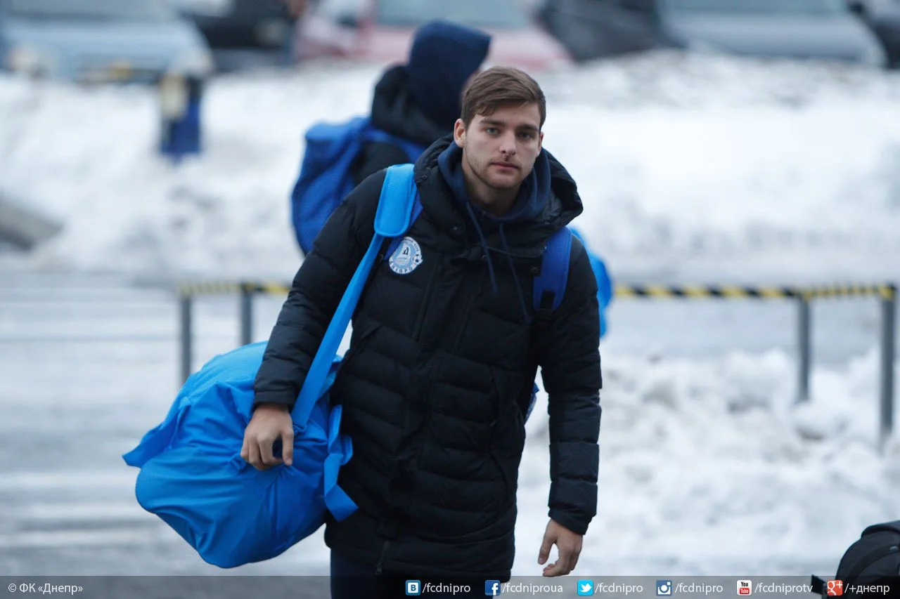 "Днепр" отправился на сборы / ФК "Днепр"
