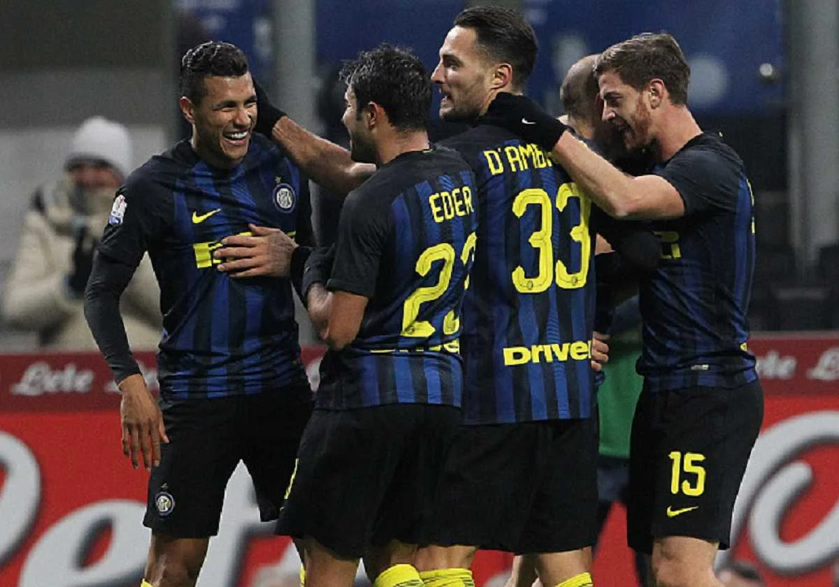 Игроки "Интера" празднуют / Getty Images
